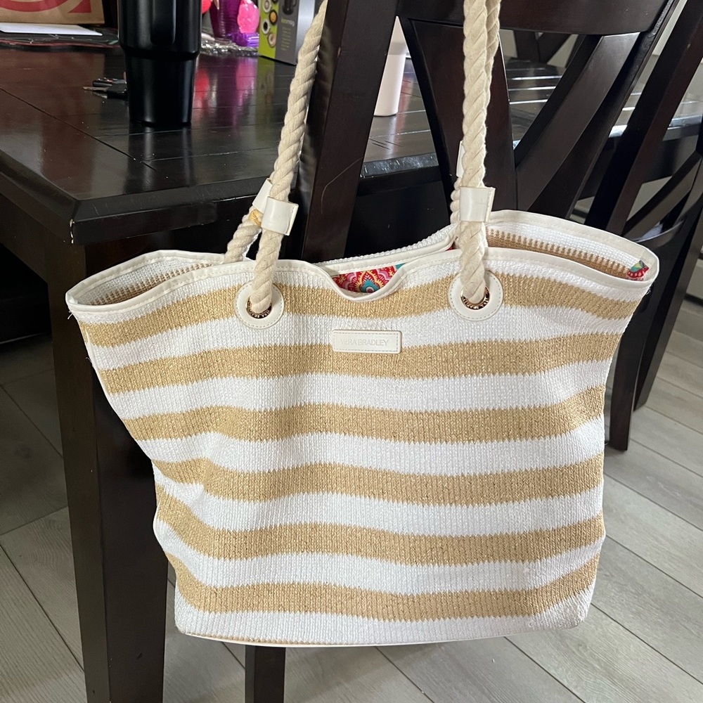 Vera bradley beach tote